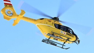 Der Schwerverletzte wurde mit dem Hubschrauber ins Krankenhaus geflogen.