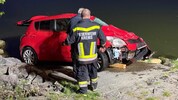 Nach rund drei Stunden war das Auto geborgen. 