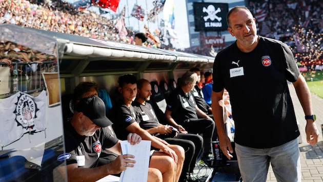 Endet bald die Ära des dienstältesten deutschen Trainers im Profi-Fußball?