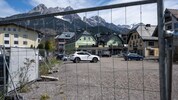 Bauzaun, Schotter und das Steinerne Meer: So sieht es im Herzen von Saalfelden aus. Noch 2020 ...