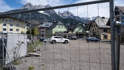 Bauzaun, Schotter und das Steinerne Meer: So sieht es im Herzen von Saalfelden aus. Noch 2020 ...