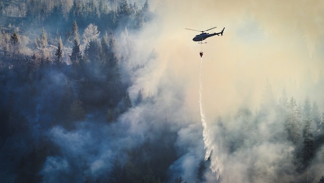 1,141 Millionen Liter Löschwasser wurden im Lesachtal per Heli eingeflogen.