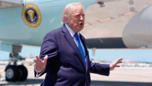 Erst Stunden zuvor hatte Trump schwere Angriffe auf den Iran für die Nacht auf Freitag ...
