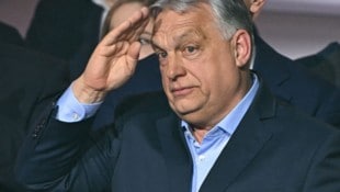 Orbán will nun im Hintergrund die Strippen ziehen und seine Partei komplett neu aufstellen.