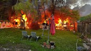 Das Haus wurde ein Raub der Flammen.