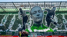 Josef „Pepi“ Uridil war über 130 Jahre nach seiner Geburt in Hütteldorf noch einmal ganz groß ...