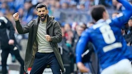 Miron Muslić, der in Tirol aufwuchs, führte Schalke zurück in die Deutsche Bundesliga.