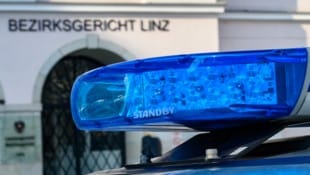 Wegen einer gefährlichen Drohung muss sich eine 67-Jährige im Linzer Landesgericht verantworten