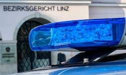 Wegen einer gefährlichen Drohung muss sich eine 67-Jährige im Linzer Landesgericht verantworten
