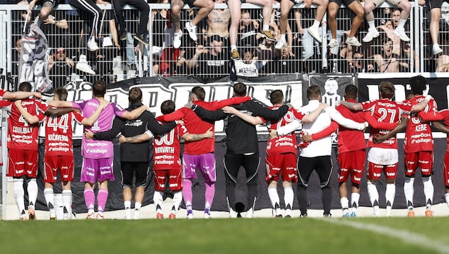 Der LASK jubelte am Sonntag in Hartberg nicht nur über einen souveränen Sieg, sondern auch über ...