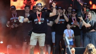 Lukas Haudum hat jede Menge Grund zum Feiern – mit Blickrichtung WM vergeht im allerdings das ...
