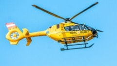 Der ÖAMTC-Rettungshubschrauber Europa 3 flog das Kind ins Krankenhaus nach Linz.