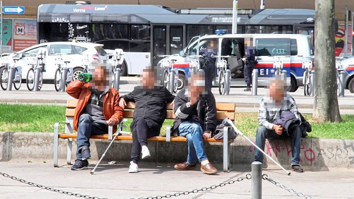 Der Westbahnhof gilt als Hotspot für Drogenhandel und Gewaltkriminalität. Viele Wiener fühlen ...