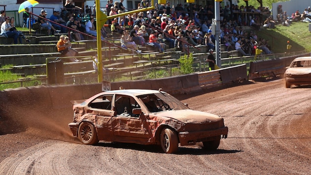 In Natschbach kamen die Stockcar-Fans voll auf ihre Kosten