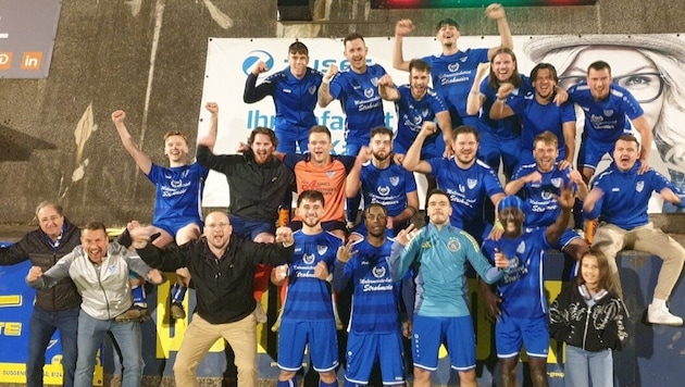 Der Jubel der Gäste aus Feldkirchen war groß.