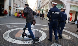 E-Scooter-Nutzer werden nun auch vermehrt von der Polizei kontrolliert. Die Anbieter in Kärnten ...