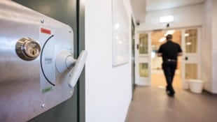 Zwei Monate saß der Student in Schweden in Haft.