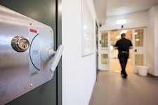 Zwei Monate saß der Student in Schweden in Haft.