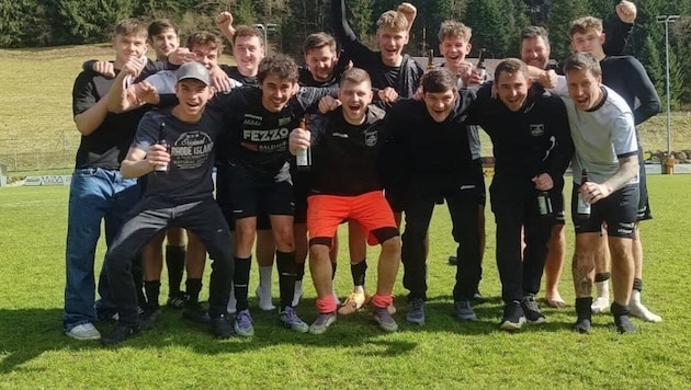 In der 4. Vorarlberger Landesklasse jubeln die 1b-Teams des FC Sulzberg und des FC Doren bereits ...