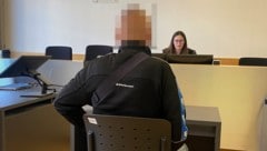 Der Angeklagte konnte sich nicht mehr erinnern, wie oft und wie lange er sich im Ausland ...