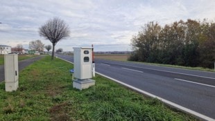 Nicht nur die Polizei nimmt Temposünder ins Visier. Auch die mobilen Radarautos des Landes sind ...