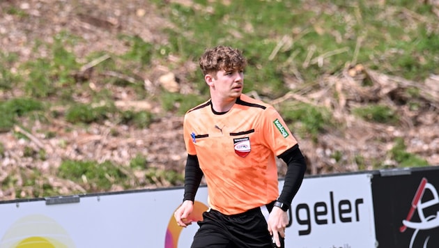 Noah Fellner strebt eine Profi-Karriere als Schiedsrichter an.