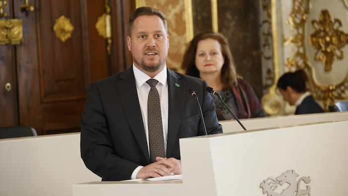 Marco Triller und Claudia Holzer am Dienstag im Landtag.