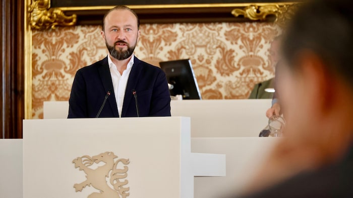 Max Lercher fordert vehement den Rücktritt des Stiftungsrats