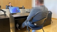Der Autoverkäufer muss eine Geldbuße in Höhe von 900 Euro zahlen.