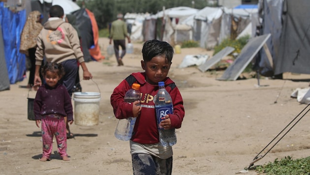 Der Zugang zu sauberem Trinkwasser im Gazastreifen ist oft problematisch, bis unmöglich.