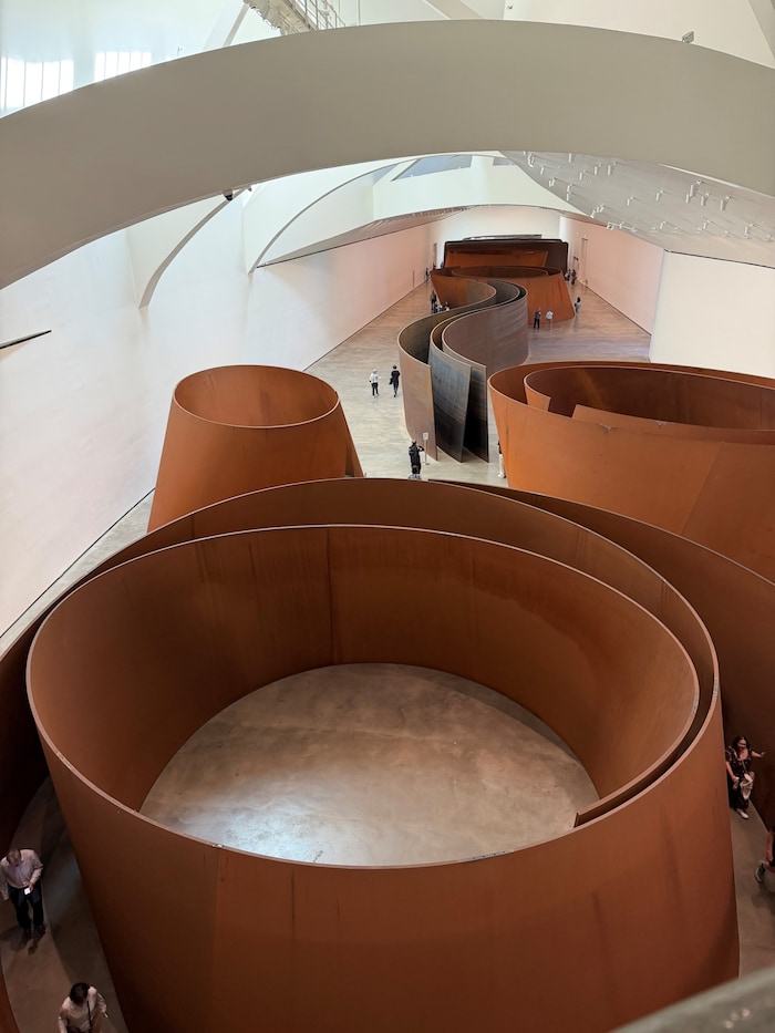 Richard Serras Installation „The Matter of Time“.