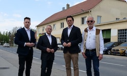 LAbg. Bernhard Heinreichberger (Gemeinderat aus Mitterndorf), Vizebürgermeister Eduard Sanda, ...
