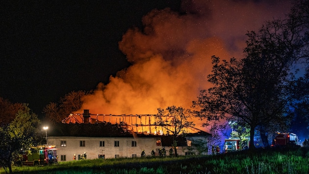 200 Feuerwehrleute waren in Katsdorf im Einsatz.