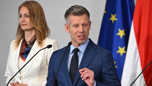 Péter Magyar setzt sich ähnlich vehement wie sein Vorgänger Viktor Orbán für die ungarische ...