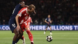 Harry Kane hatte gegen die Abwehr von PSG zu kämpfen, erzielte das 1:0 für die Bayern per ...
