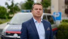 Stadtchef Christian Partoll drängt auf den aus seiner Sicht nötigen Ausbau der Inspektion.