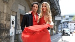 Verena Kollruss und Andrea de Majo, die Hauptdarsteller von „Saturday Night Fever“ in Kufstein, ...