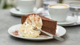 Im Test schnitten zwei Torten laut den Testpersonen „gut“ ab, die übrigen acht wurden für ...