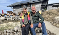 Uschi und Anton haben im vergangenen Jahr noch um den Verbleib des Zeppezauerhauses gezittert. ...