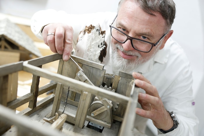 Peters Sägewerk mit angeschlossener Krippe