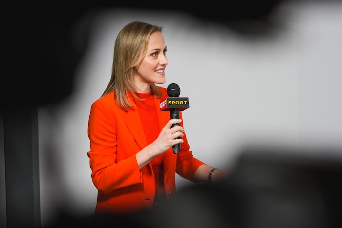 Alina Zellhofer moderierte die Pressekonferenz am ÖFB-Campus in der Seestadt, wo die Experten ...