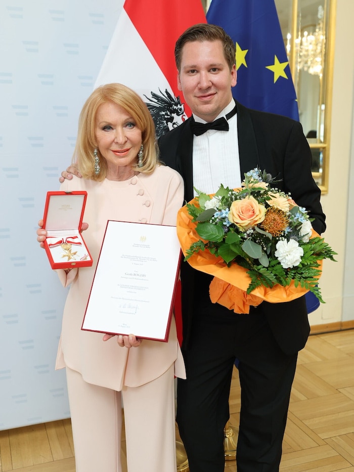 Gerda Rogers bat Clemens Trischler, die Laudatio für sie zu halten.