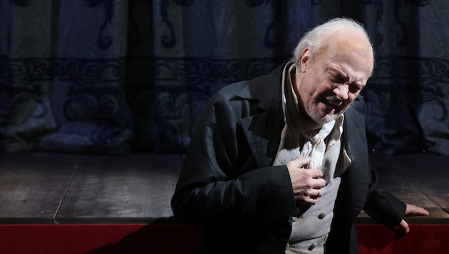 Wie schon als Bernhards Theatermacher bringt Herbert Föttinger als Lorenz Da Ponte Größenwahn ...