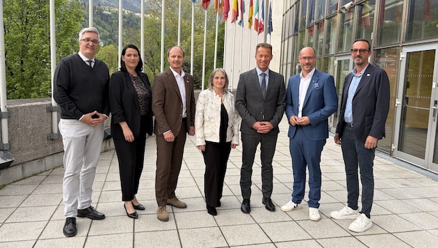 Aufsichtsratsvorsitzender Andreas Perger, WK-Tirol Präsidentin Barbara Thaler, Bürgermeister ...