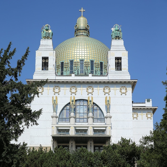 Perfekt geeignet, um einen Frühlingsspaziergang mit Kultur zu verbinden: Die Otto-Wagner-Kirche ...