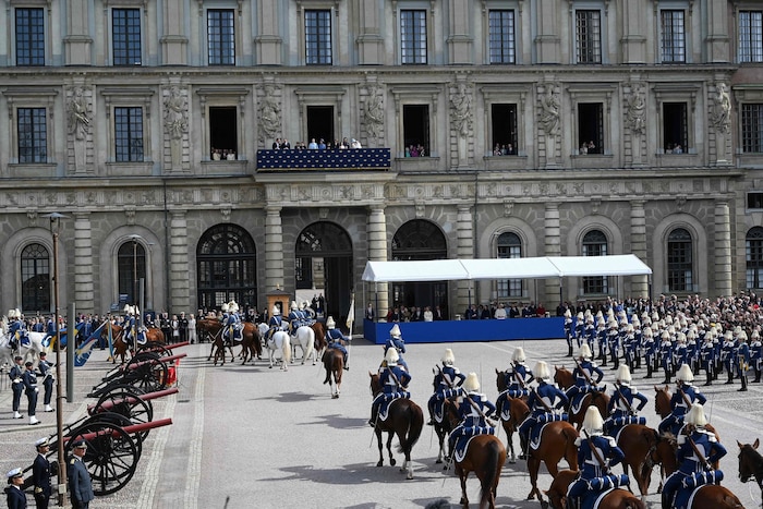 Die bombastisch inszenierte Wachablöse im Rahmen der Feierlichkeiten zum 80. Geburtstag des ...