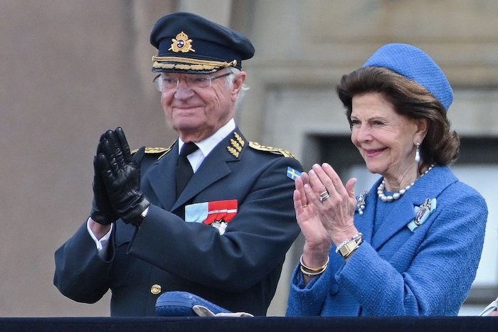 Das Königspaar ist seit 1976 verheiratet und feiert im Juni seine Goldene Hochzeit.