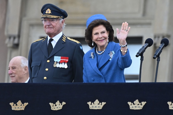 Der König mit Königin Silvia während seiner Geburtstagsfeier.