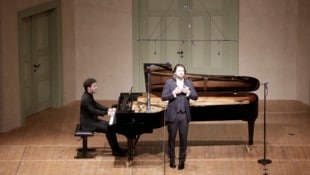 Konstantin Krimmel wurde von Ammiel Bushakevitz bestens begleitet – ein Konzert mit ...