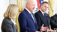 Christian Stocker muss die Koalition im Streit zusammenhalten – und schafft das momentan nicht ...